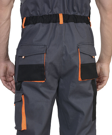 Летний полукомбинезон мужской Сириус-Манхеттен, из смесовой ткани, темно-серый с оранжевым и черным Летний полукомбинезон мужской Сириус-Манхеттен, из смесовой ткани, темно-серый с оранжевым и черным