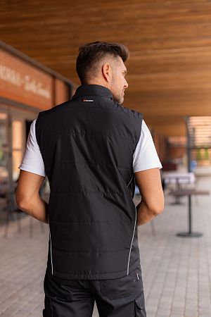 Жилет утепленный Brodeks KW 101, черный Жилет утепленный Brodeks KW 101, черный