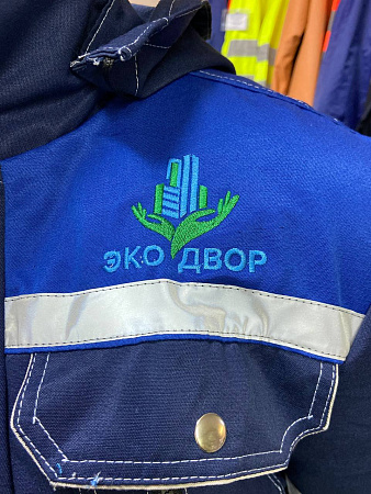 Услуга по нанесению логотипа (вышивка) на груди